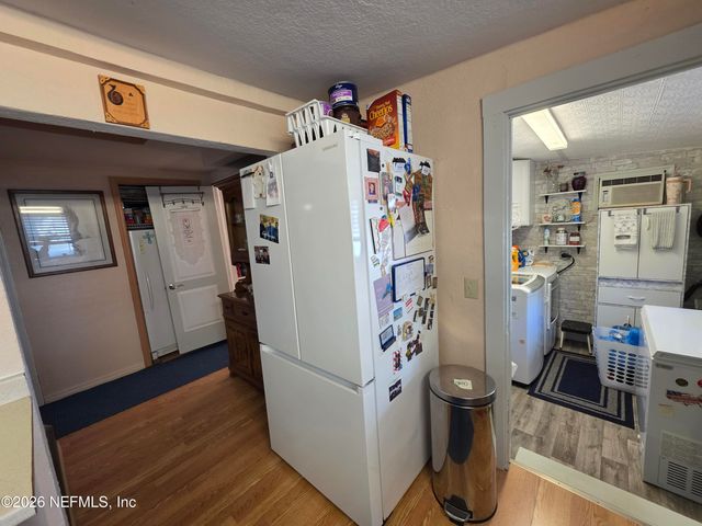 508 EDGEWOOD Avenue, Crescent City, FL 32112