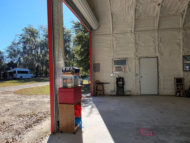 508 EDGEWOOD Avenue, Crescent City, FL 32112