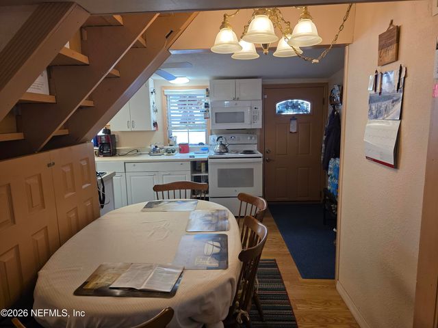 508 EDGEWOOD Avenue, Crescent City, FL 32112