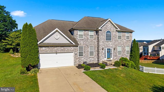 104 CAROT CT, Martinsburg, WV 25403