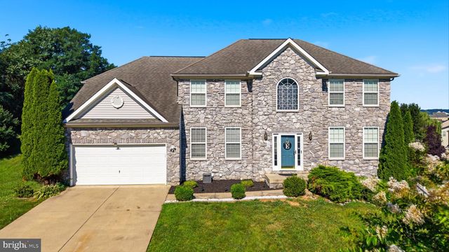 104 CAROT CT, Martinsburg, WV 25403