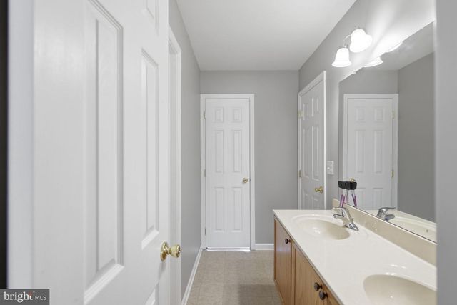 104 CAROT CT, Martinsburg, WV 25403