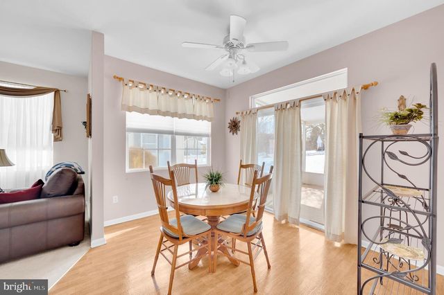52 SEAGULL DR, Tuckerton, NJ 08087