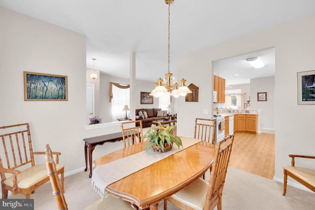 52 SEAGULL DR, Tuckerton, NJ 08087