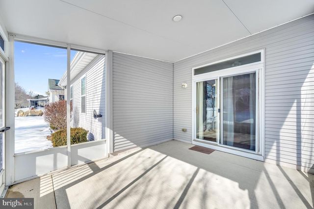 52 SEAGULL DR, Tuckerton, NJ 08087