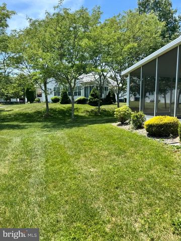 52 SEAGULL DR, Tuckerton, NJ 08087