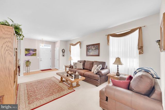 52 SEAGULL DR, Tuckerton, NJ 08087