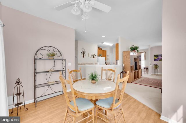52 SEAGULL DR, Tuckerton, NJ 08087