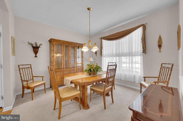 52 SEAGULL DR, Tuckerton, NJ 08087