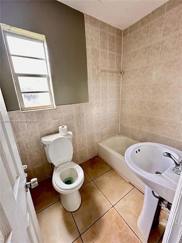 401 NW 81st St, Miami, FL 33150