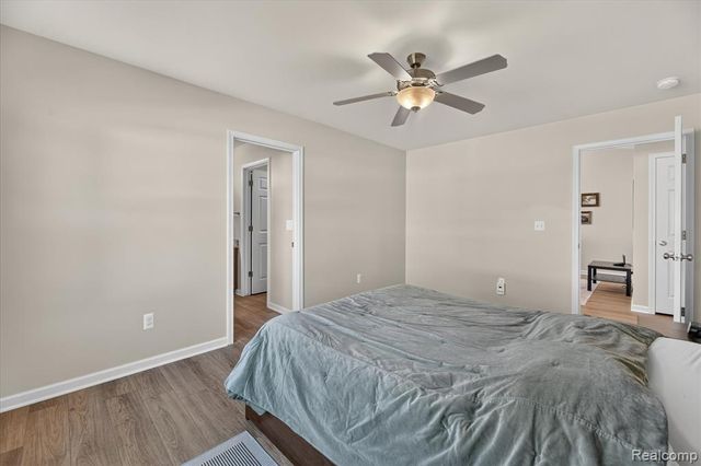 3107 Daisy Way, Burton, MI 48519
