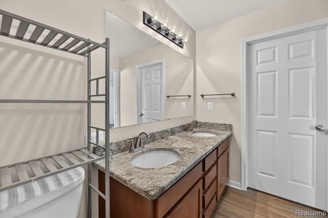 3107 Daisy Way, Burton, MI 48519
