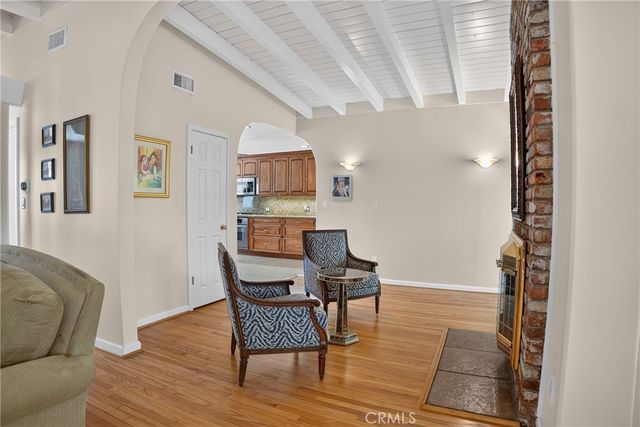 5921 Wish Avenue, Encino, CA 91316