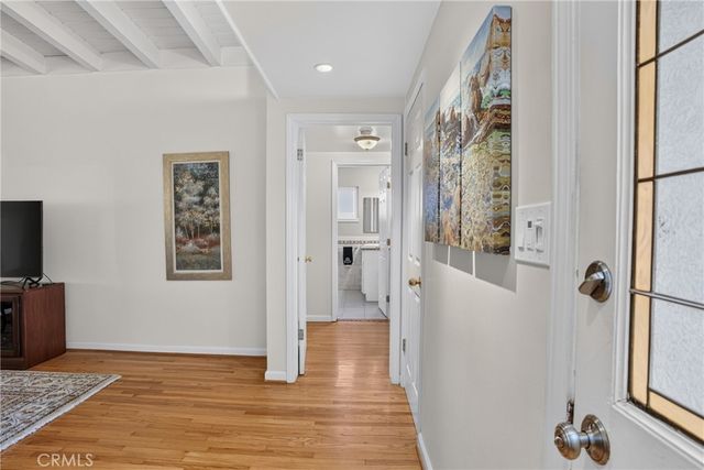 5921 Wish Avenue, Encino, CA 91316