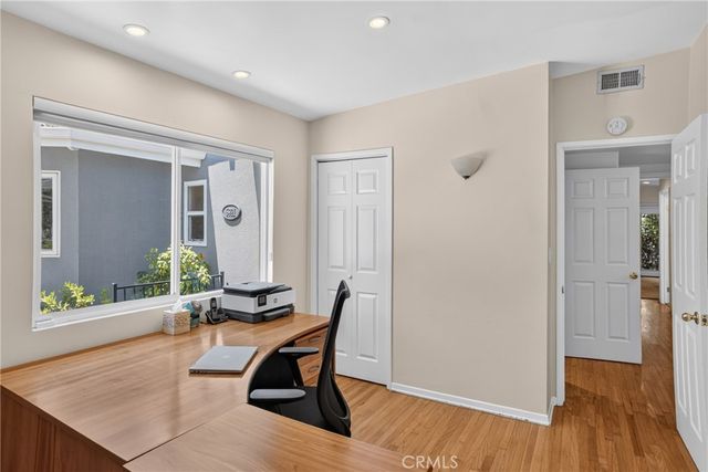 5921 Wish Avenue, Encino, CA 91316