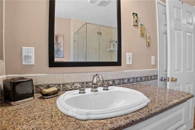 5921 Wish Avenue, Encino, CA 91316