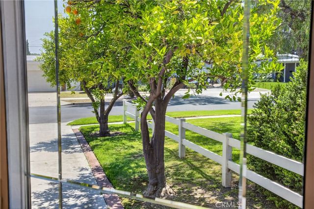 5921 Wish Avenue, Encino, CA 91316