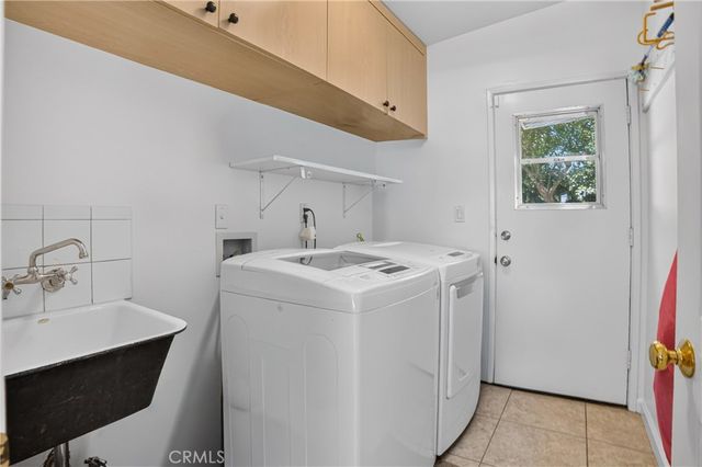 5921 Wish Avenue, Encino, CA 91316