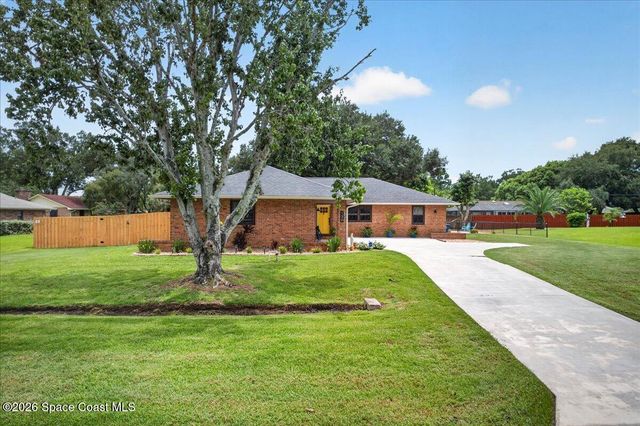 130 Nesbitt Street NE, Palm Bay, FL 32907