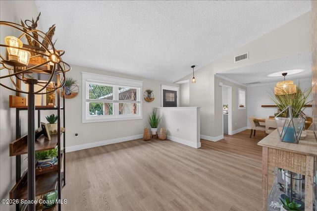 130 Nesbitt Street NE, Palm Bay, FL 32907