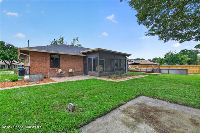 130 Nesbitt Street NE, Palm Bay, FL 32907