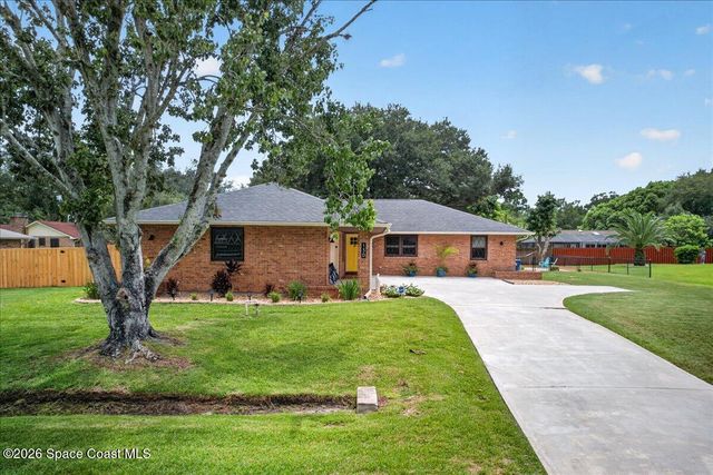 130 Nesbitt Street NE, Palm Bay, FL 32907