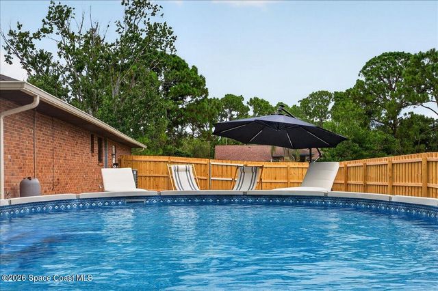 130 Nesbitt Street NE, Palm Bay, FL 32907