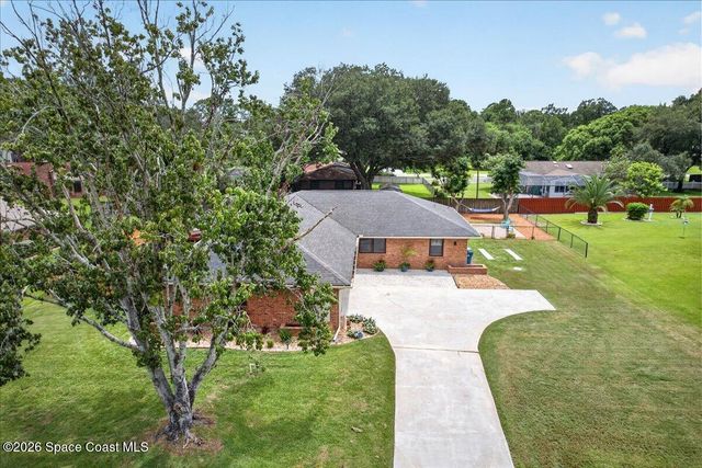 130 Nesbitt Street NE, Palm Bay, FL 32907