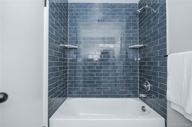 842 S Worchester Street, Aurora, CO 80012