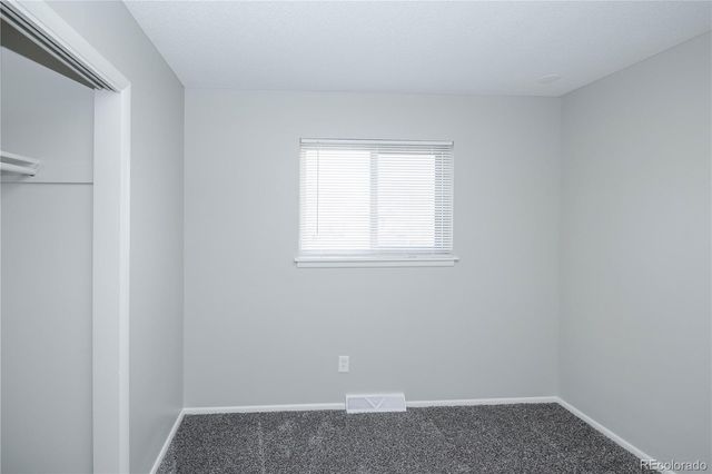 842 S Worchester Street, Aurora, CO 80012