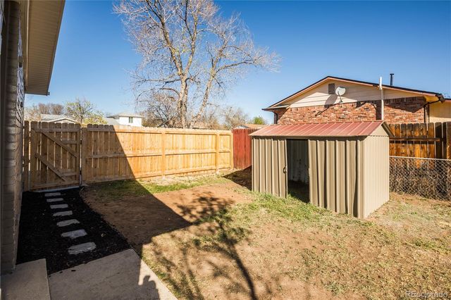 842 S Worchester Street, Aurora, CO 80012