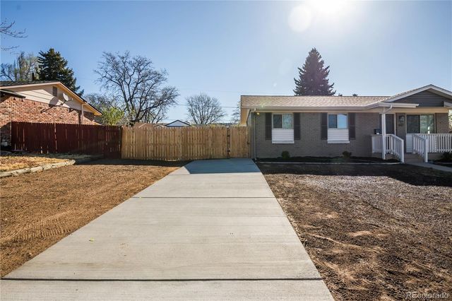 842 S Worchester Street, Aurora, CO 80012
