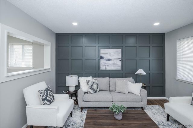 842 S Worchester Street, Aurora, CO 80012