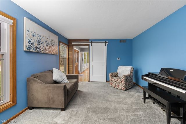 417 Forest Lane, Wadsworth, OH 44281