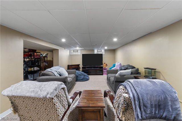 417 Forest Lane, Wadsworth, OH 44281