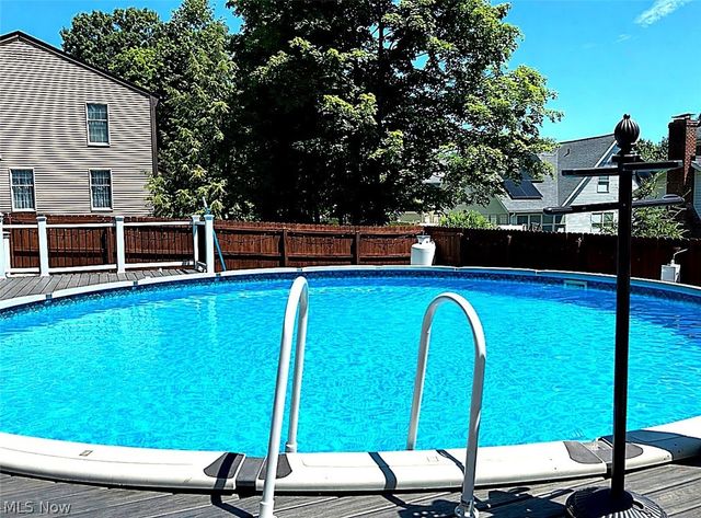 417 Forest Lane, Wadsworth, OH 44281