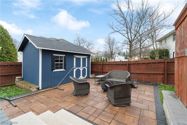 417 Forest Lane, Wadsworth, OH 44281