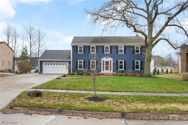 417 Forest Lane, Wadsworth, OH 44281