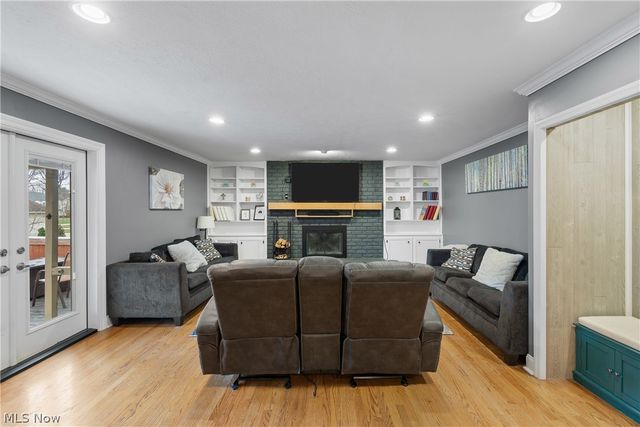 417 Forest Lane, Wadsworth, OH 44281
