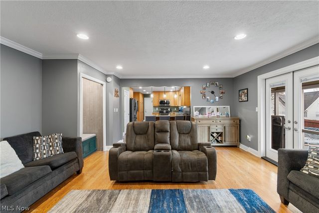 417 Forest Lane, Wadsworth, OH 44281