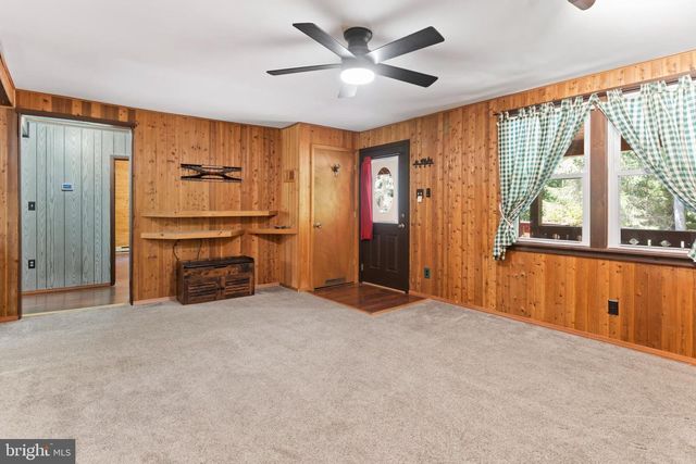 128 PINE TREE DR, Newville, PA 17241
