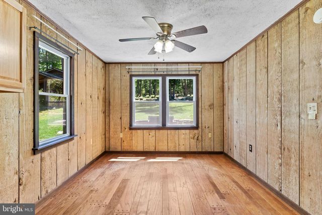 128 PINE TREE DR, Newville, PA 17241