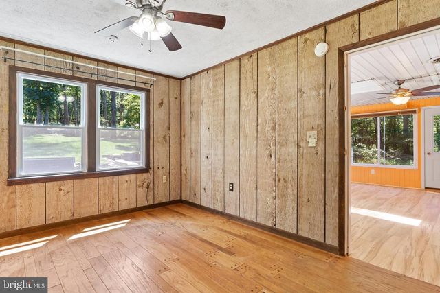 128 PINE TREE DR, Newville, PA 17241