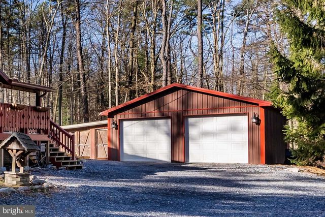 128 PINE TREE DR, Newville, PA 17241