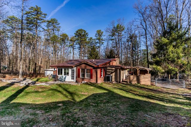 128 PINE TREE DR, Newville, PA 17241