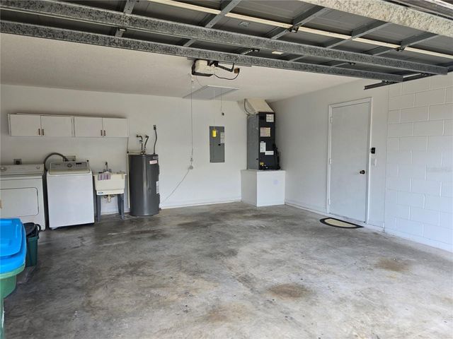 832 SHENANDOAH AVENUE, Deltona, FL 32725