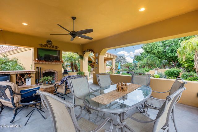 23712 N 104TH Avenue, Peoria, AZ 85383