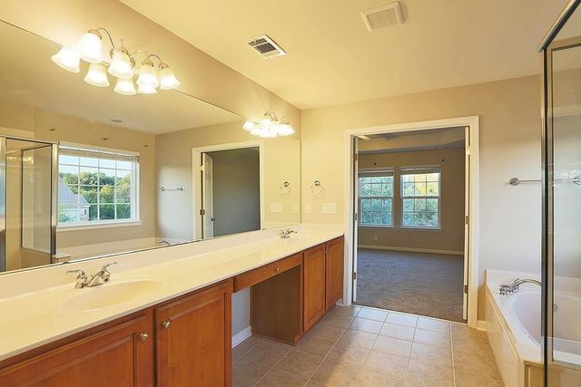 2004 Universe Ct, Nolensville, TN 37135