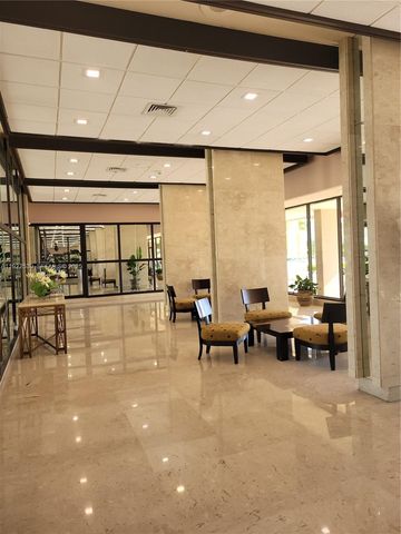 300 Bayview Dr 201, Sunny Isles Beach, FL 33160