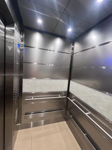 300 Bayview Dr 201, Sunny Isles Beach, FL 33160